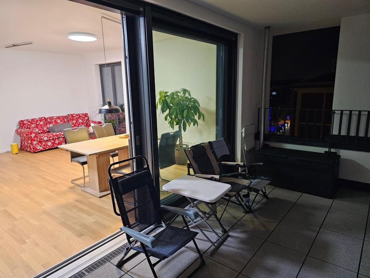 3 2 Bathrooms 2 Toilets New Center Of Underground Parking Space Contactless Self Check-in Appartamento *