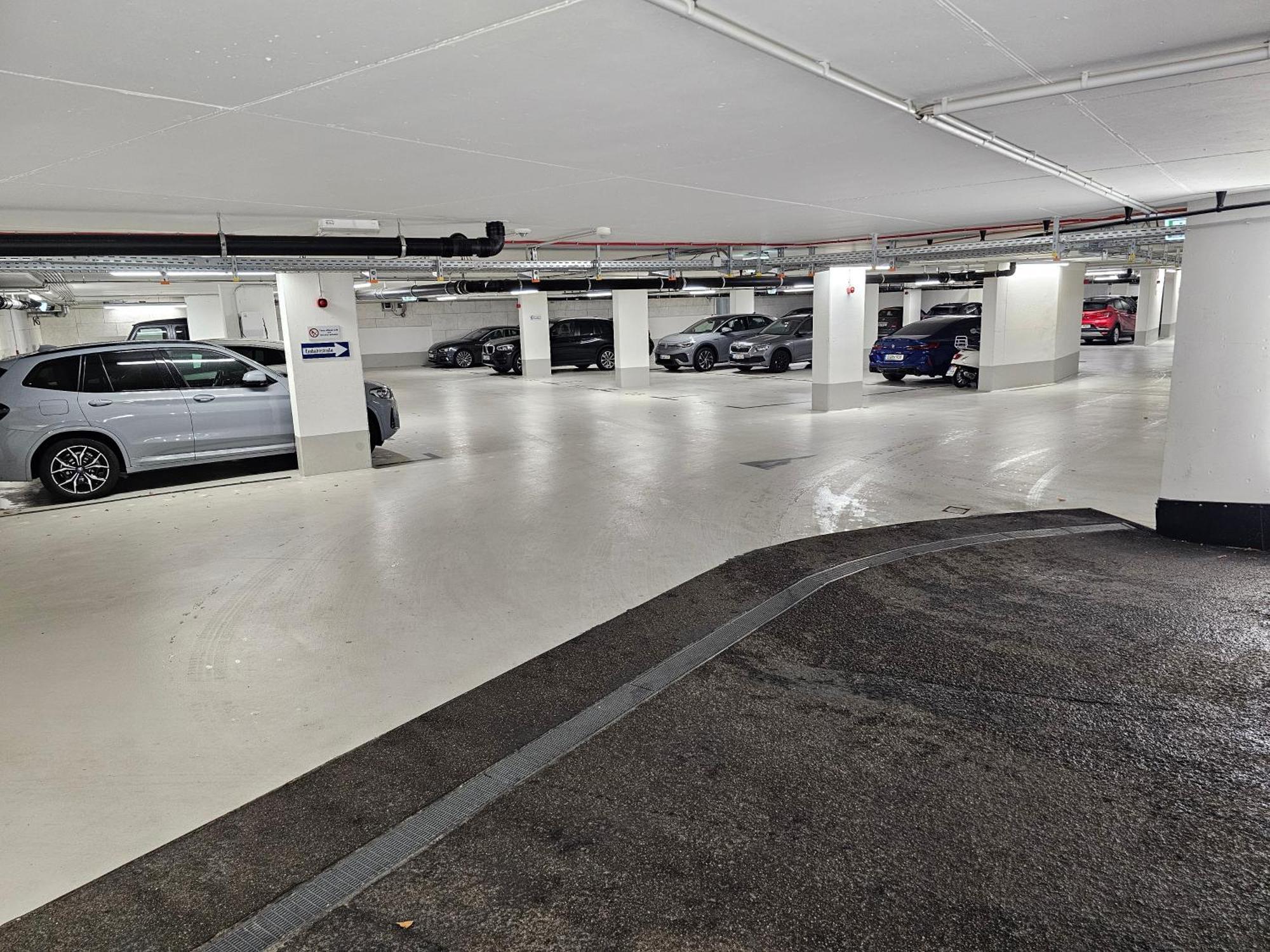 Appartamento 3 2 Bathrooms 2 Toilets New Center Of Underground Parking Space Contactless Self Check-in